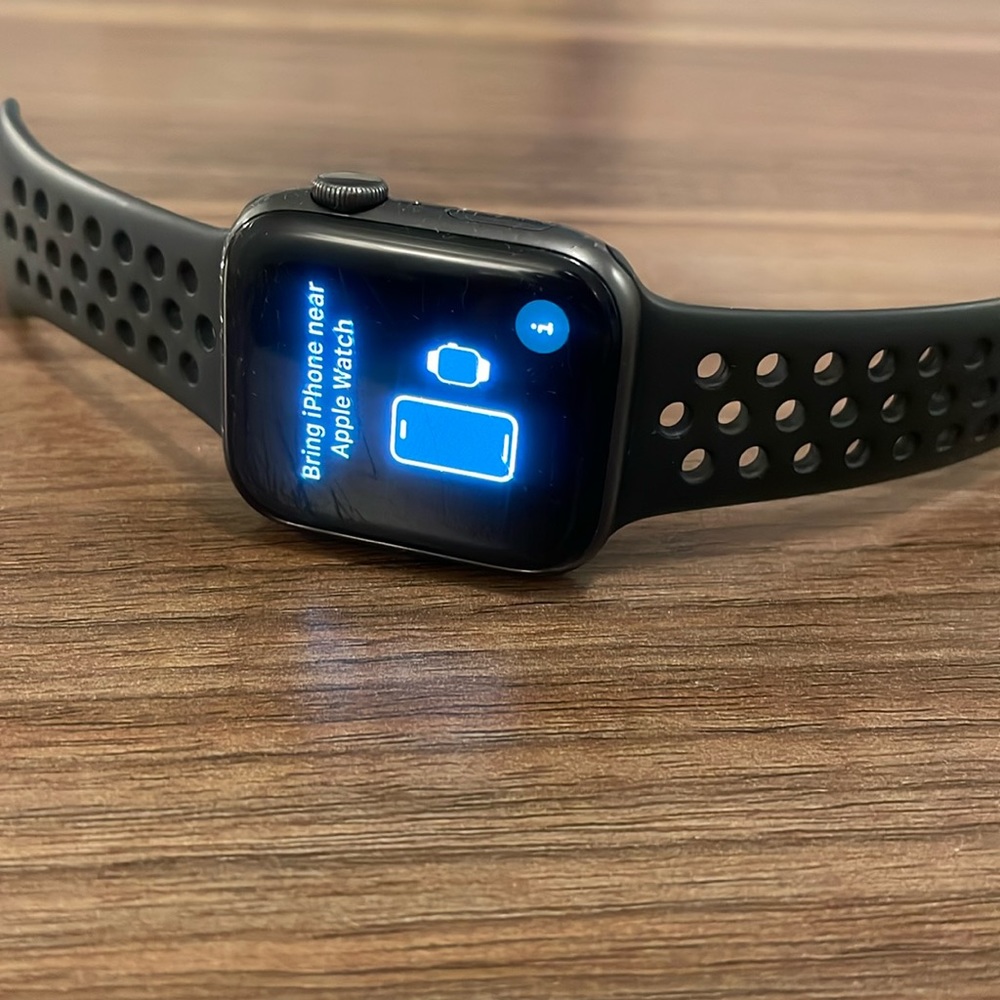 Apple Watch Series 6 Nike